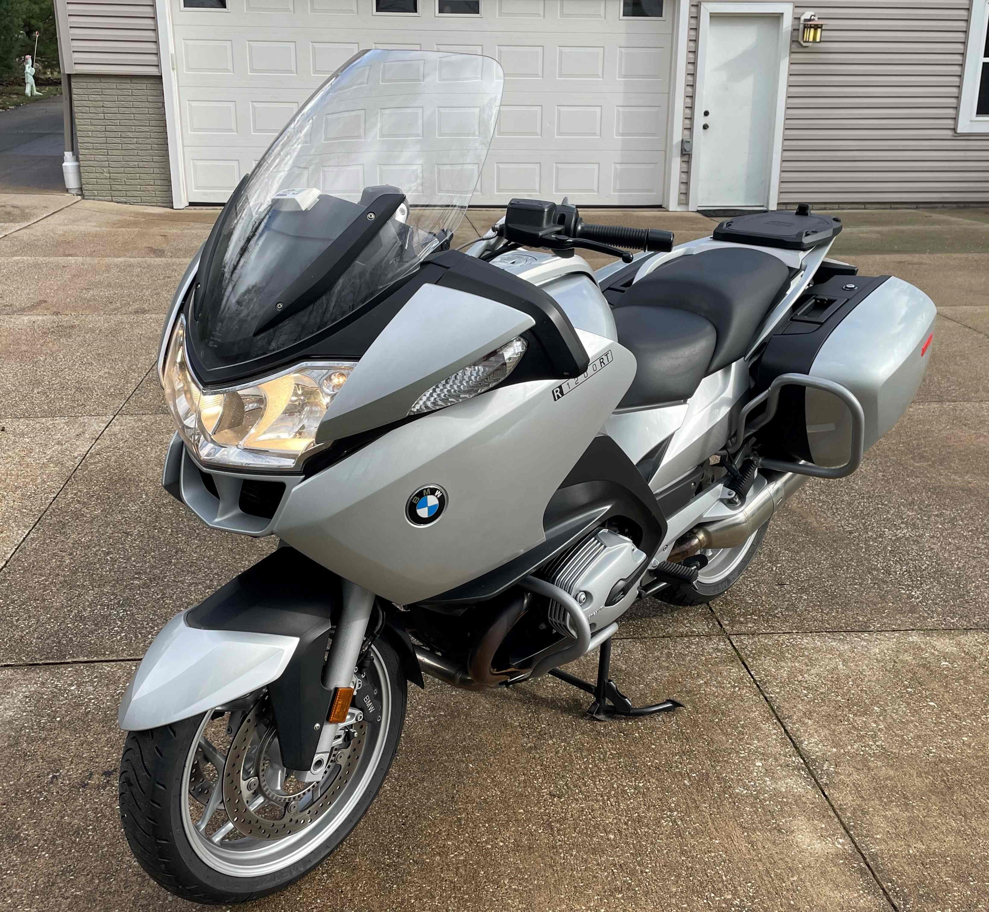 Photo of 2009 BMW R1200RT $6000